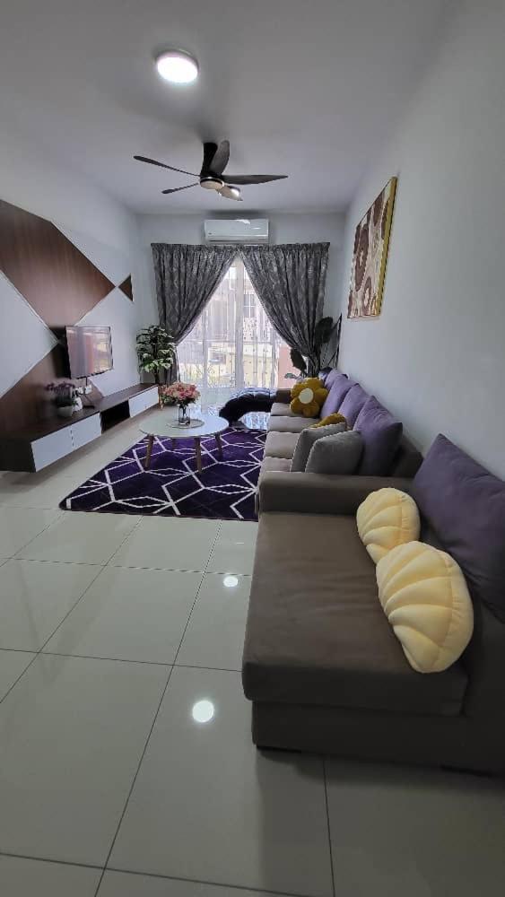 Rhr Deluxe Guesthouse Kinarut Papar Sabah - Pool View מראה חיצוני תמונה